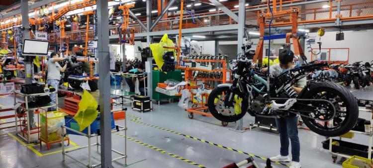 KTM Asia Manufactures Close to 30K Motorcycles in PH Factory | AC